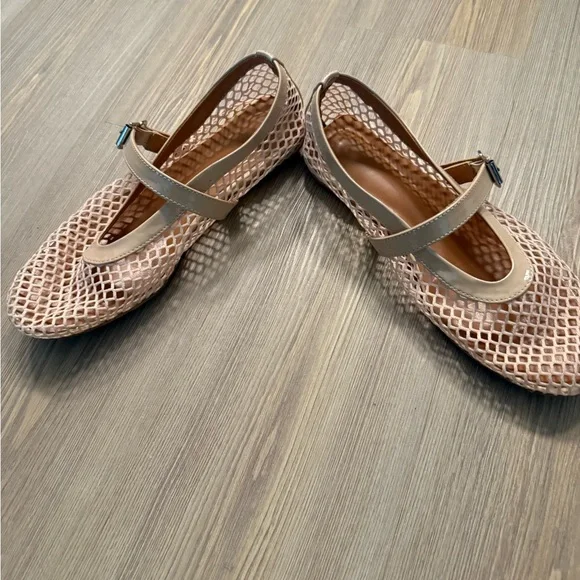 Nude mesh ballet flats - size 7 - Picture 4 of 6